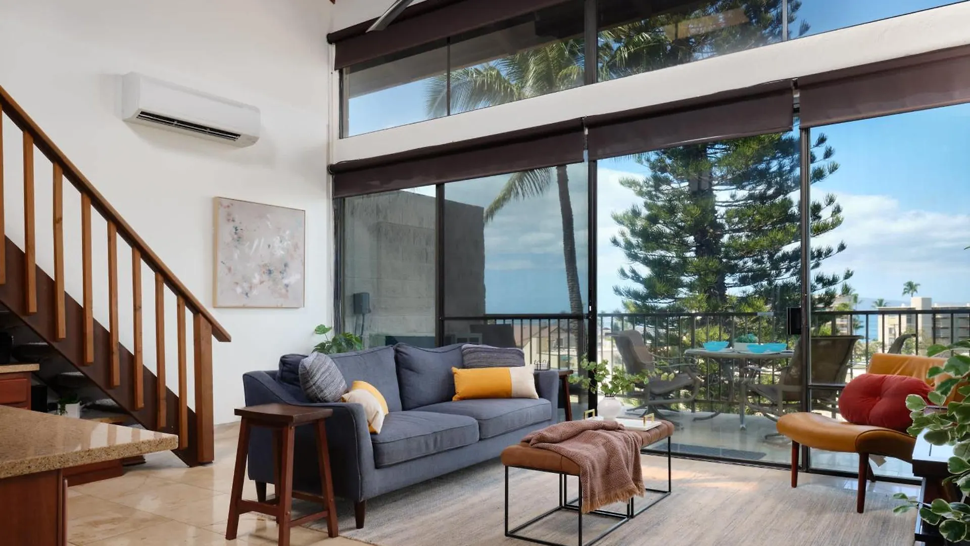 Holiday home Stylish Maui Loft Split Ac Ocean Views Lanai Villa Kihei United States